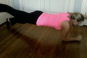 Plank with alternating leg/arm lift